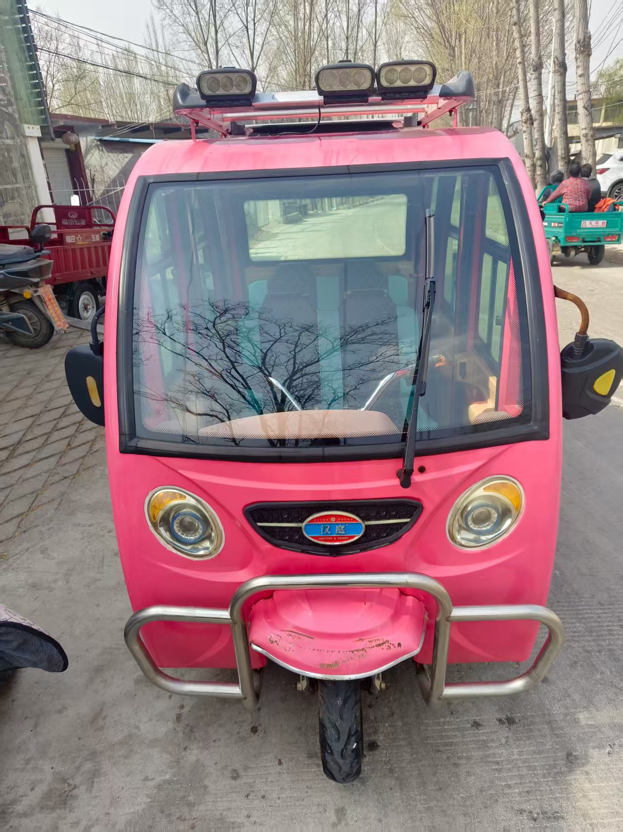 电动三轮，60V52A，1000W电机，原版，新车买7500元，2300元骑回家